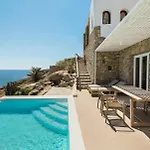 Etesians Luxury Suites