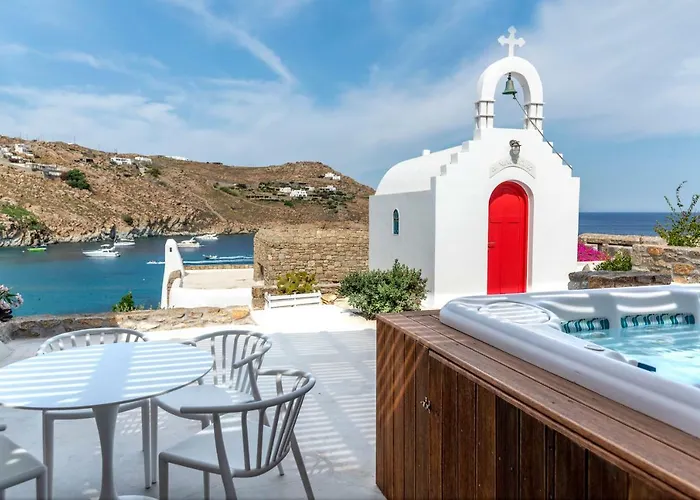 Etesians Luxury Suites