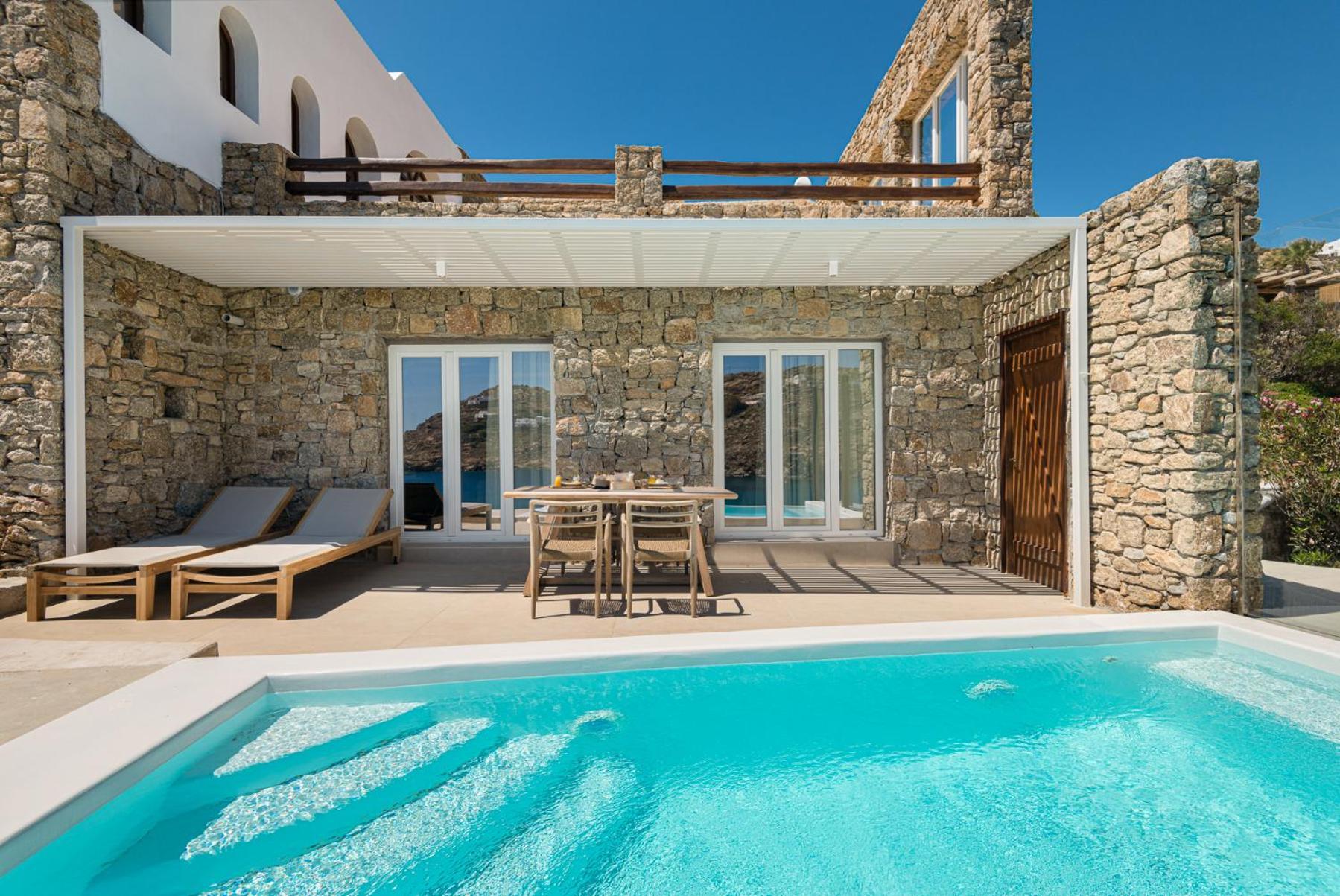 Etesians Luxury 3*