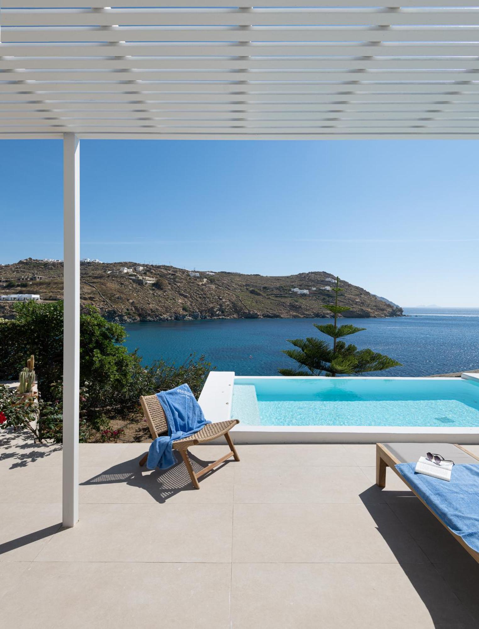 Etesians & Guest house