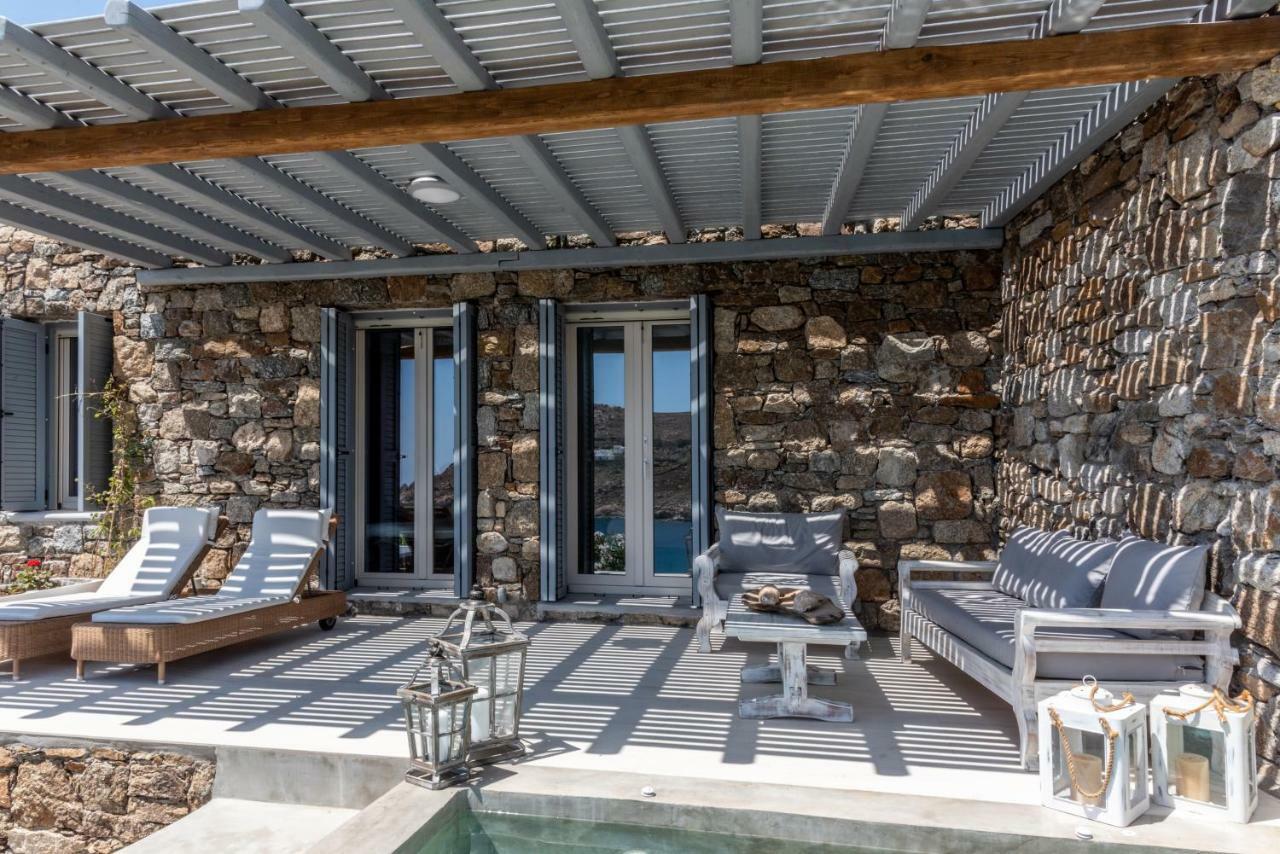 Etesians & Guest house Super Paradise Beach (Mykonos)