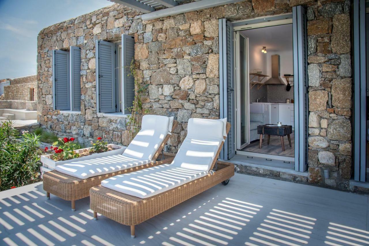Etesians & Guest house Super Paradise Beach (Mykonos)
