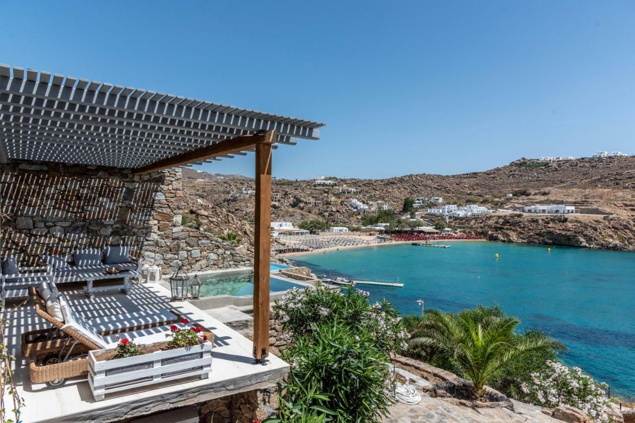 Guest house Etesians & Super Paradise Beach (Mykonos)